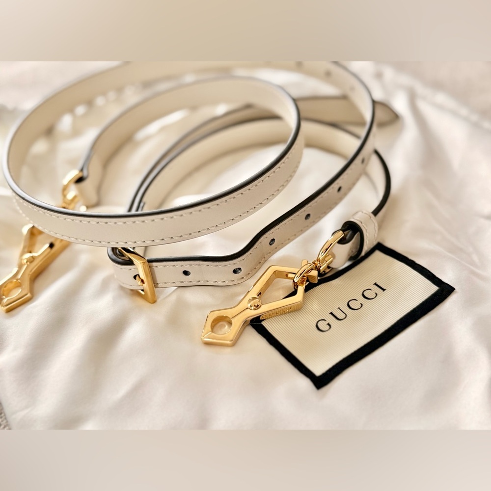 New Gucci Leather Adjustable Strap with Dustbag